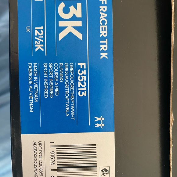 Adidas Cloudfoam Sneakers Grey and Red New In Box - Picture 6 of 7